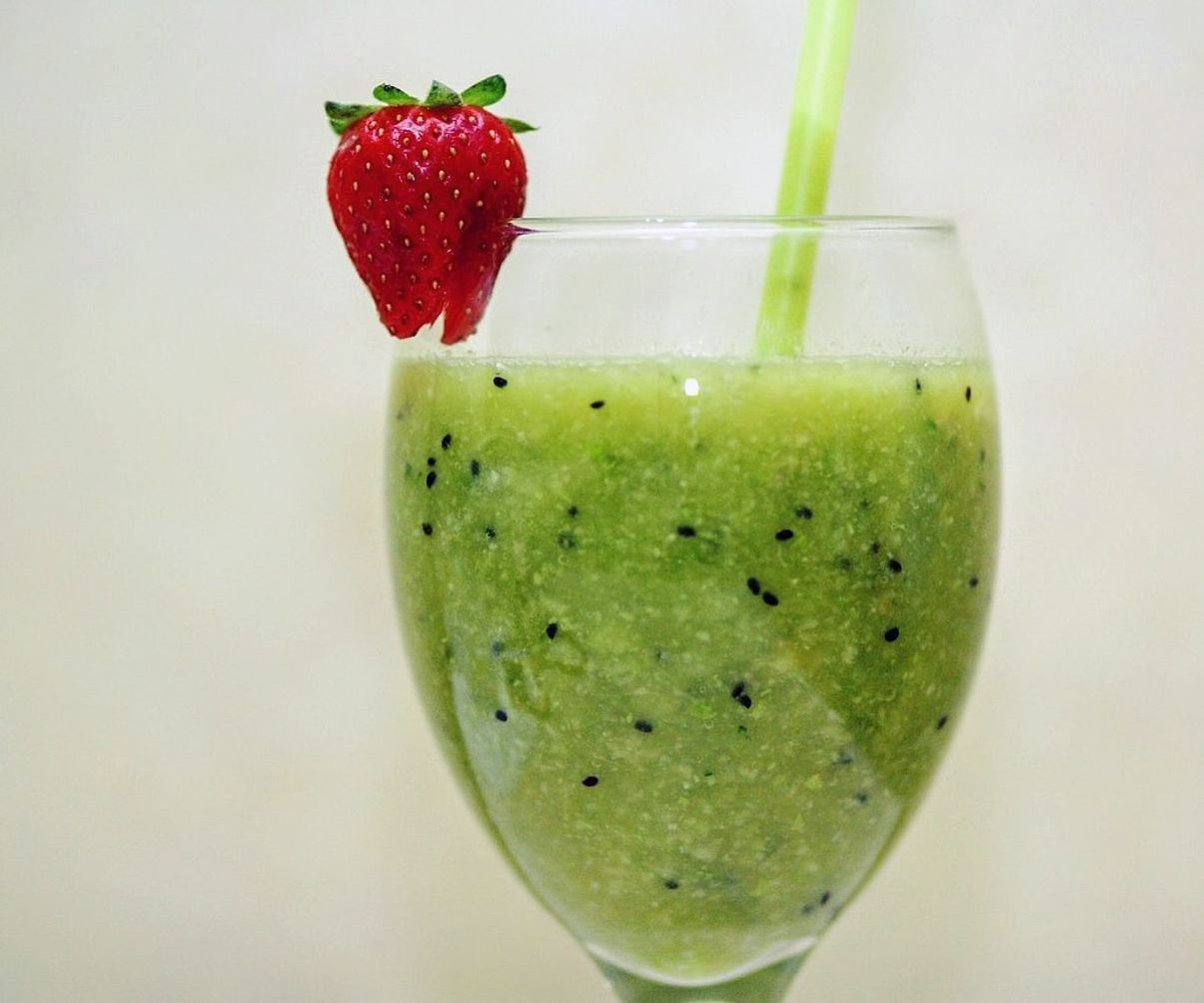Blending fresh fruit for a vitamin-rich drink
